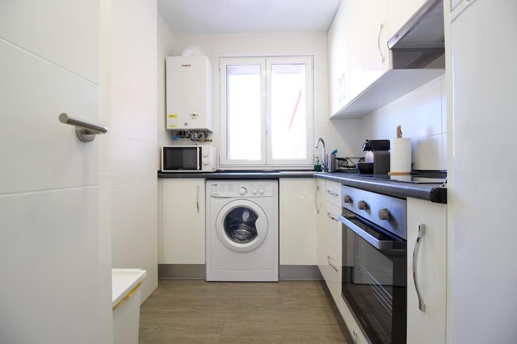 Apartamento En Santander Con Aparcamiento Luaran gambar